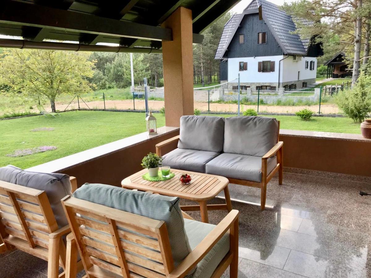 Holiday House Kora Korenica Ngoại thất bức ảnh